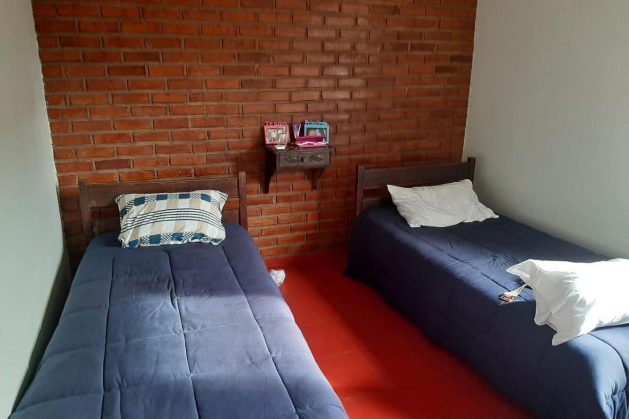 Casa 5 Quartos, Ampla, A 100 Metros Da Praia. Amigos E Familia Sao Bem Vindos A Essa Casa. Venha Viver Momentos Inesqueciveis Aqui. غواراباري المظهر الخارجي الصورة