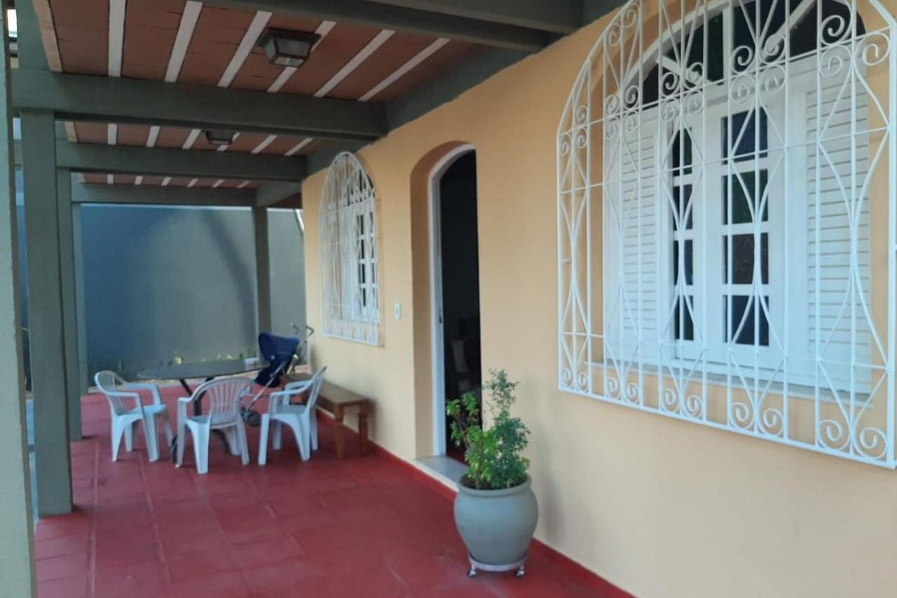 Casa 5 Quartos, Ampla, A 100 Metros Da Praia. Amigos E Familia Sao Bem Vindos A Essa Casa. Venha Viver Momentos Inesqueciveis Aqui. غواراباري المظهر الخارجي الصورة